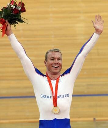 Chris Hoy (Großbritannien), Olympiasieger 2008 im Keirin -  Radsport OS Sommer Herren Olympische Spiele 2008, Sommerspiele, Rad, Bahn, Halle, Indoor, Bahnrad, Bahnradsport Einzelbild Peking Freude, Begeisterung,