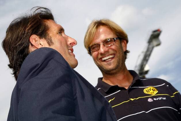 Trainer Bruno Labbadia (Leverkusen, li.) im Gespräch mit Trainerkollege Jürgen Klopp (BVB) Fußball 1. BL Herren Saison 2008 2009, Bayer 04 Leverkusen - Borussia Dortmund 2:3 Gruppe Leverkusen Harmonie