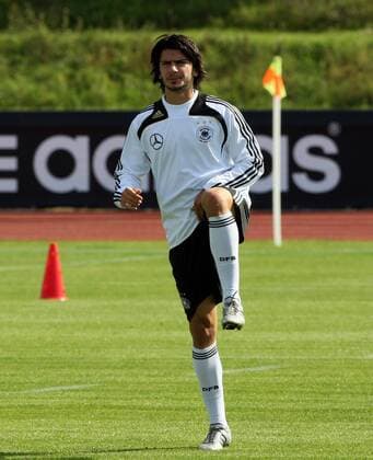 Serdar Tasci (Deutschland) Fußball Herren Nationalteam 2008, Training Einzelbild Herzogenaurach