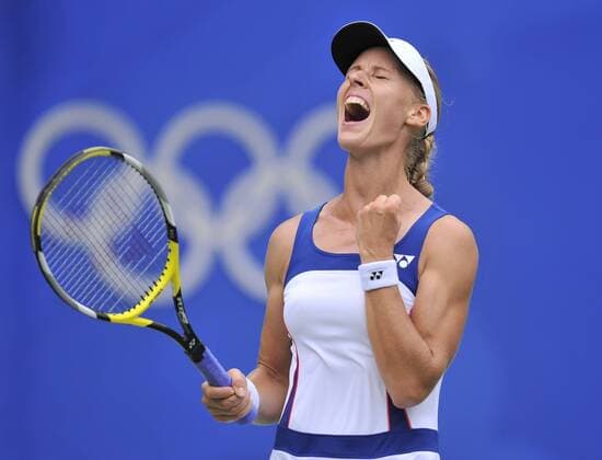 Elena Dementieva (Russland) - Olympiasiegerin 2008 im Tennis Damen Einzel -  (CFP394193358) Tennis OS Sommer Damen Olympische Spiele 2008, Sommerspiele, Finale, Nationaltrikot Einzelbild Peking Freude, Begeisterung,