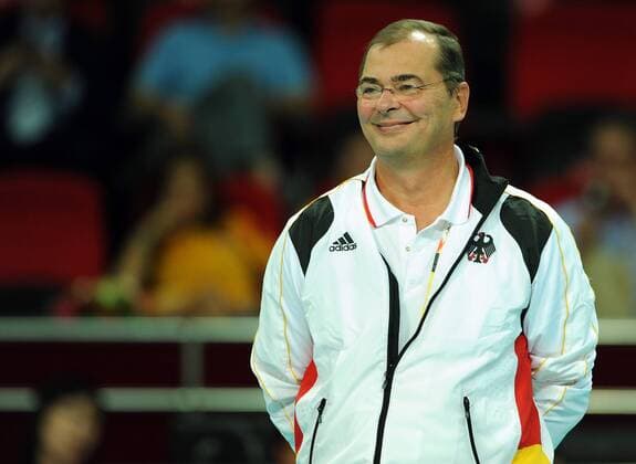 Bundestrainer Stelian Moculescu (Deutschland) - Volleyball OS Sommer Herren Olympische Spiele 2008, Sommerspiele, Länderspiel, Nationalteam Einzelbild Peking Freude,