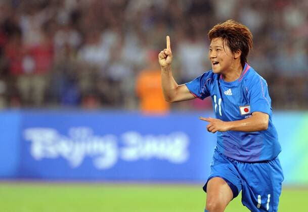 Shinobu Ohno (Japan) - Torjubel - Fußball OS Sommer Damen Olympische Sommerspiele Peking 2008, Spiele, Länderspiel, Nationalmannschaft, Nationaltrikot Einzelbild Peking Freude,