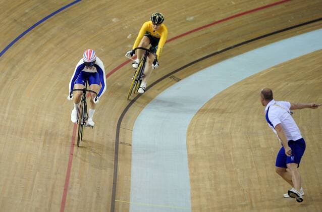 Victoria Pendleton (Großbritannien, li.) vor Anna Meares (Australien) -  Radsport OS Sommer Damen Olympische Spiele Peking 2008, Sommerspiele, Nationaltrikot Gruppe Peking