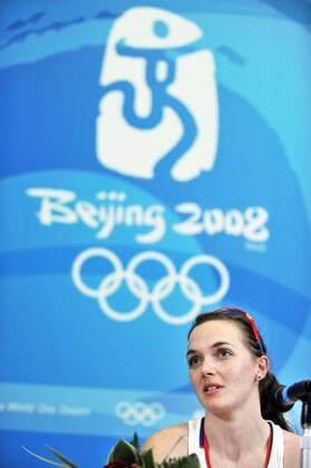 Victoria Pendleton (Großbritannien) - Olympiasiegerin 2008 im Bahnradsprint - Pressekonferenz -  Radsport OS Sommer Damen Olympische Spiele 2008, Sommerspiele, Rad, Bahn, Halle, Indoor, Bahnrad, Bahnradsport, Sprint Einzelbild Peking
