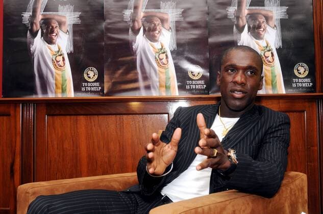 Clarence Seedorf (Niederlande) anlässlich des Benifzispiels Goal4Afrika im Interview Fußball Herren Goal for Afrika 2008, soziales Engagement, Sozialengagement, Benefiz, Benefizspiel, Charity, 4 Einzelbild München Nachdenklichkeit,