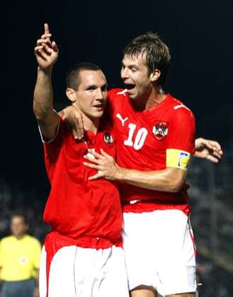 Emanuel Pogatetz (li.) und Andreas Ivanschitz (beide Österreich) - Torjubel -  Fußball Länderspiel Herren Freundschaftsspiel 2008, Test, Testspiel, Nationalteam, Nationaltrikot, Vdig Gruppe Nizza Freude,