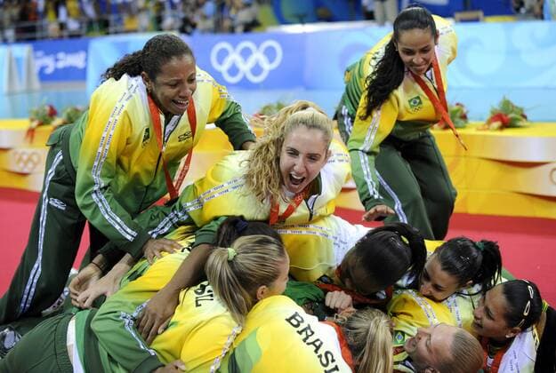 Olympiasieger Brasilien jubelt -  Volleyball OS Sommer Damen Olympische Spiele 2008, Sommerspiele, Länderspiel, Nationalteam, Gruppe Peking Freude, Begeisterung,