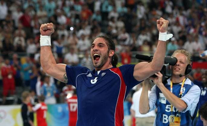 Bertrand Gille (Frankreich) - Handball Olympiasieger 2008 Handball OS Sommer Herren Olympische Spiele Peking 2008, Sommerspiele, Länderspiel, Nationalmannschaft, Nationaltrikot, Finale Einzelbild Peking Freude, Begeisterung,
