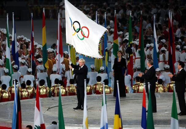 Olympia, Historie, Rückblick auf die Sommerspiele 2008 in Peking Abschlußfeier der Olympischen Spiele 2008, v.li.: Bürgermeister Boris Johnson (London England), IOC Präsident Jacques Rogge (Belgien) und BOCOG Exekutiv Präsident Bürgermeister Guo Jinlong (Peking China) Leichtathletik OS Sommer Herren Olympische Spiele 2008, Sommerspiele, Abschlußfeier, Abschluß Feier, Zeremonie, Gruppe Peking