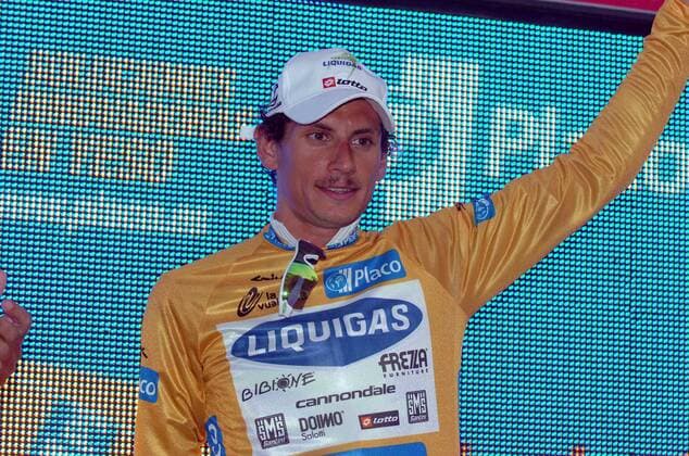 Filippo Pozzato (Italien Liquigas) gewinnt beim Prolog der Vuelta 2008 mit seinem Team das Mannschaftszeitfahren und übernimmt das gelbe Trikot des Gesamtführenden -  Radsport Herren Vuelta a Espana 2008, Spanienrundfahrt, Straßenradsport, Straße, Rad, Prolog, Zeitfahren Einzelbild 1. Etappe: Granada Freude,