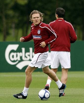 Jimmy Bullard (England) - EDITORIAL USE ONLY. No use with unauthorised audio, video, data, fixture lists, club league logos or live services. Online in-match use limited to 120 images, no video emulation. No use in betting, games or single club league player publications. Fußball Herren Nationalmannschaft 2008, Training Einzelbild