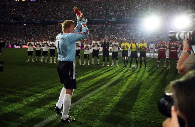 Torwart Oliver Kahn (FC Bayern München) nimmt Abschied Fußball Herren Oliver Kahns Abschiedsspiel 2008, Abschied, Verabschiedung, Rücktritt, Karriereende, Karriere Ende Totale München