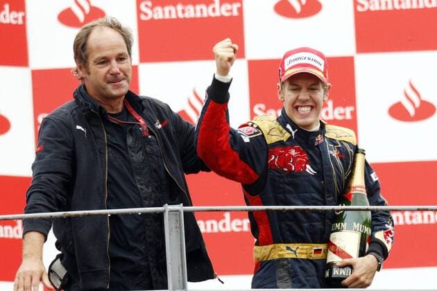 Sebastian Vettel (Deutschland, re.) gewinnt den GP von Italien 2008 und feiert mit Anteilseigner Gerhard Berger (Österreich beide Toro Rosso) Motorsport Grand Prix Herren Großer Preis von Italien 2008, Formel 1 Weltmeisterschaft, F1, F, GP, WM Gruppe Monza Begeisterung, Freude,