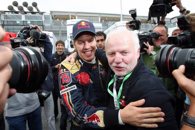 Sieger Sebastian Vettel (Deutschland Toro Rosso) und Vater Norbert Vettel - Großer Preis von Italien 2008 -  Motorsport Grand Prix Herren Großer Preis von Italien 2008, Formel 1 Weltmeisterschaft, F1, F, GP, WM Gruppe Monza Freude,