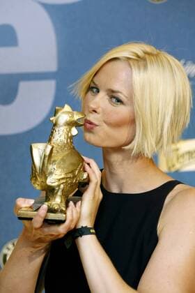 Britta Steffen (Deutschland) - Preisträgerin der Goldenen Henne 2008 Schwimmen Damen Die Goldene Henne 2008, Medienpreis Gala Preisverleihung, Auszeichnung, Ehrung Einzelbild Berlin