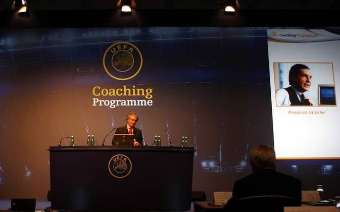 ÖFB Präsident Friedrich Stickler (Österreich) während der UEFA Konferenz der europäischen Nationaltrainer 2008 in Wien -  Fußball Herren UEFA Konferenz europäischer Nationaltrainer 2008, Tagung, Versammlung, Kongress Totale Wien