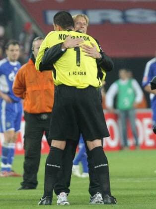 Trainer Christoph Daum (re.) und Torwart Faryd Mondragon (beide Köln) - Schlussjubel Fußball 1. BL Herren Saison 2008 2009, 1. FC Köln Gruppe Köln Freude,