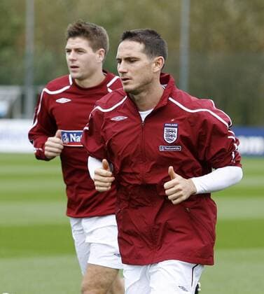 Frank Lampard (re.) und Steven Gerrard (beide England) - EDITORIAL USE ONLY. No use with unauthorised audio, video, data, fixture lists, club league logos or live services. Online in-match use limited to 120 images, no video emulation. No use in betting, games or single club league player publications. Fußball Herren Nationalmannschaft 2008, Training Gruppe