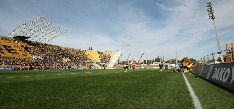 Fußball, Stadiongeschichte SG Dynamo Dresden Baustelle Rudolf Harbig Stadion, Heimspielstätte der SG Dynamo Dresden Fußball Herren 3. Liga 2008 2009 Totale Rudolf Harbig Stadion Dresden