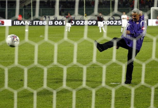 Roberto Baggio anlässlich des Benefizspiels für Stefano Borgonovo (beide Italien) in Florenz -  Fußball Herren Serie A 2008 2009, 1. italienische Liga, AC Florenz, Benefizspiel, Benefiz, Wohltätigkeit, Charity Einzelbild Florenz