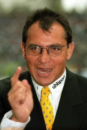Trainer Felix Magath (HSV) Fußball 1. BL Herren DEUTSCHSPRACHIGE SPORTZEITSCHRIFTEN UND -ZEITUNGEN NUR NACH RÜCKSPRACHE, Saison 1996 1997 Porträt München