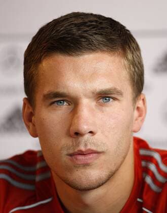 Lukas Podolski (Deutschland) während der Pressekonferenz Fußball Herren Nationalteam 2008, Pressekonferenz, Pressetermin Porträt Düsseldorf