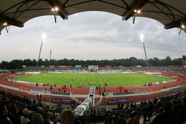 Steigerwaldstadion, Heimspielstätte von Rot Weiß Erfurt Fußball Herren 3. Liga 2008 2009, FC Rot Weiß Erfurt, RWE RW Totale Erfurt