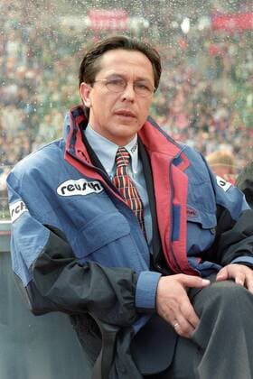 Trainer Rudi Wojtowicz (Düsseldorf) Fußball 1. BL Herren DEUTSCHSPRACHIGE SPORTZEITSCHRIFTEN UND -ZEITUNGEN NUR NACH RÜCKSPRACHE, Saison 1996 1997, Einzelbild München