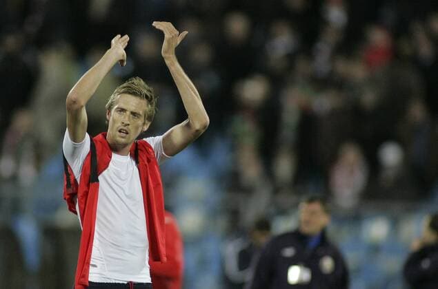 Peter Crouch (England) bedankt sich - EDITORIAL USE ONLY. No use with unauthorised audio, video, data, fixture lists, club league logos or live services. Online in-match use limited to 120 images, no video emulation. No use in betting, games or single club league player publications. Fußball Länderspiel Herren WM Quali 2008, Nationalmannschaft, Einzelbild Minsk