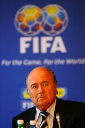 FIFA Präsident Joseph S. Blatter (Schweiz) - Pressekonferenz Fußball Herren FIFA Pressekonferenz 2008, Pressetermin Porträt Zürich Skepsis, 