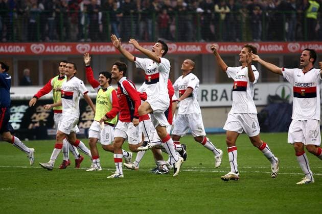 Schlussjubel Genoa CFC mit Salvatore Bocchetti (Mitte) -  Fußball Herren Serie A 2008 2009, 1. Italienische Liga, FC Genua 1893 Gruppe Mailand Freude, Begeisterung,