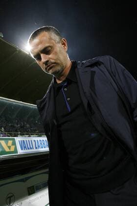 Trainer Jose Mourinho (Inter Mailand) enttäuscht -  Fußball Herren Serie A 2008 2009, 1. Italienische Liga, FC Internazionale Mailand Einzelbild Florenz Enttäuschung,