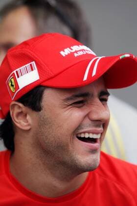 Felipe Massa (Brasilien Ferrari) -  Motorsport Grand Prix Herren Großer Preis von Brasilien 2008, Formel 1 Weltmeisterschaft, F1, F, GP, WM Porträt Interlagos Sao Paulo Freude,