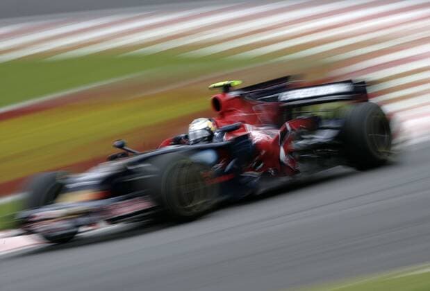 Sebastian Vettel (Deutschland Toro Rosso) in seinem Boliden Motorsport Grand Prix Herren Großer Preis von Brasilien 2008, Formel 1 WM, F1, F, GP, Vdig Einzelbild Interlagos Sao Paulo Dynamik,