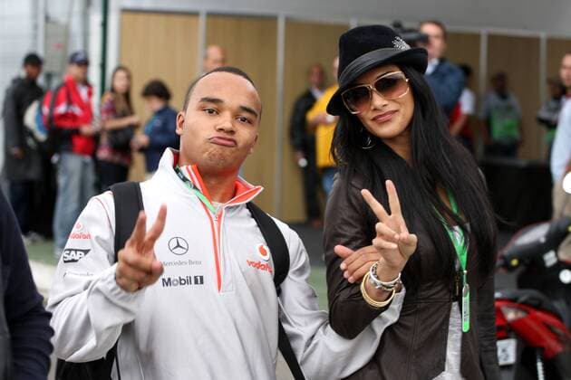 Sängerin Nicole Scherzinger (USA), Freundin von Lewis Hamilton (England McLaren Mercedes) und dessen Bruder Nicholas Hamilton (England) Motorsport Grand Prix Herren Großer Preis von Brasilien 2008, Formel 1 Weltmeisterschaft, F1, F, GP, WM Gruppe Interlagos Sao Paulo