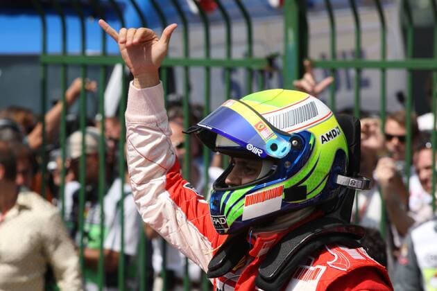 Felipe Massa (Brasilien Ferrari) bejubelt die Pole Position beim Grand Prix von Brasilien 2008 Motorsport Grand Prix Herren Großer Preis von Brasilien 2008, Formel 1 Weltmeisterschaft, F1, F, GP, WM, Qualifying Einzelbild Interlagos Sao Paulo Freude,