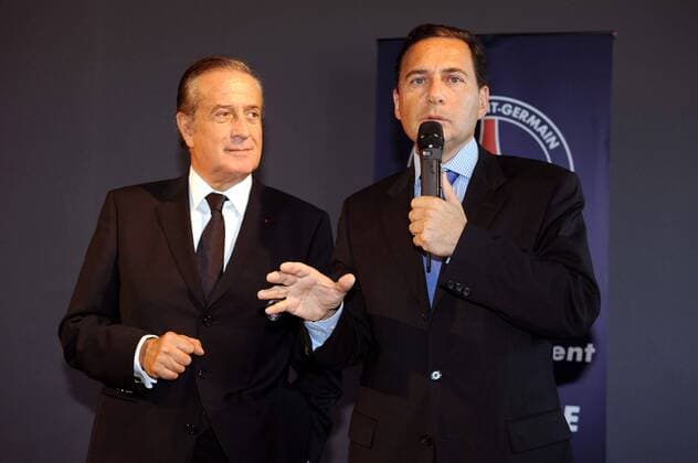 Präsident Charles Villeneuve (Paris St. Germain, li.) und Eric Besson bei der Pressekonferenz zur Eröffnung des neuen Trainingszentrums von Paris St. Germain -  (pan28576) Fußball Herren Ligue 1 2008 2008, Paris Saint Germain, St. PSG, 1. Französische Liga, Gruppe Paris