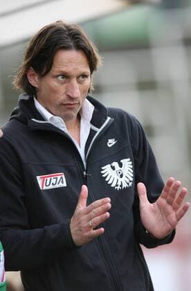 Trainer Roger Schmidt (Münster) gibt Anweisungen Fußball Herren Regionalliga West 2008 2009, SC Preußen Münster, Vdig Einzelbild Münster