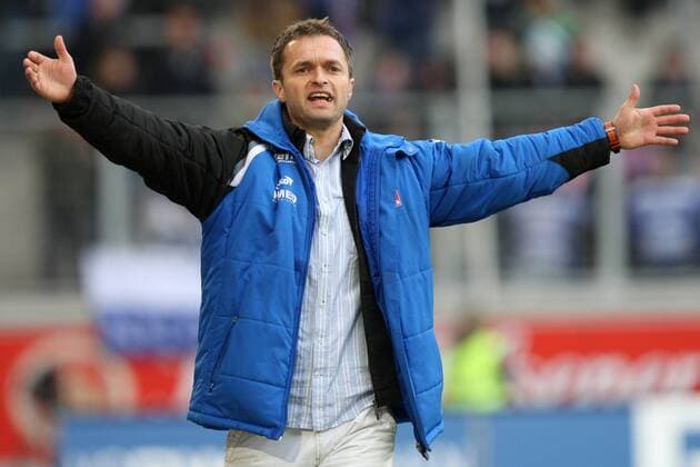 Trainer Christian Wück (Ahlen) gibt Anweisungen Fußball 2. BL Herren Saison 2008 2009, Rot Weiß Ahlen, RW Einzelbild Duisburg