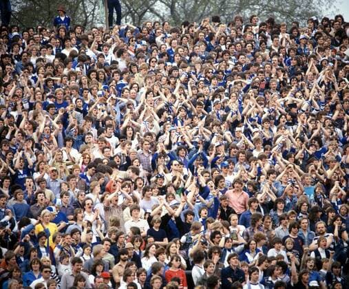 Schalker Fankurve Fußball 1. BL Herren DEUTSCHSPRACHIGE SPORTZEITSCHRIFTEN UND -ZEITUNGEN NUR NACH RÜCKSPRACHE 1980 1981 Totale Gelsenkirchen
