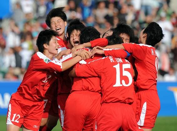 Nordkorea feiert den U17 Weltmeistertitel 2008 - Fußball Länderspiel Damen U 17 WM 2008, U17, Junioren, Juniorinnen, Nachwuchs, Jugend, Frauen, Frauenfußball, Finale Gruppe Auckland Begeisterung, Freude,
