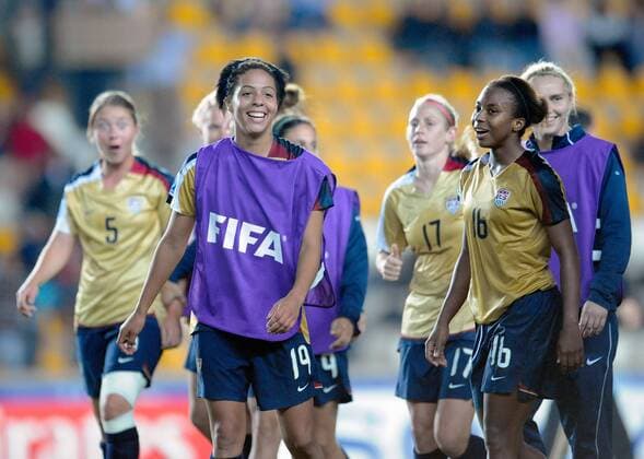 Schlussjubel USA U20, u.a. Sydney LeRoux (vorn) - Fußball WM Damen U20 WM 2008, U 20, Frauen, Frauenfußball, Länderspiel, Nationalteam, Nationaltrikot Gruppe Halbfinale La Florida, Santiago de Chile Freude,