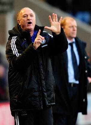Trainer Luiz Felipe Scolari (Chelsea) - EDITORIAL USE ONLY. No use with unauthorised audio, video, data, fixture lists, club league logos or live services. Online in-match use limited to 120 images, no video emulation. No use in betting, games or single club league player publications. Fußball Herren English Premier League 2008 2009, 1. Englische Liga, Chelsea FC London Einzelbild Bolton