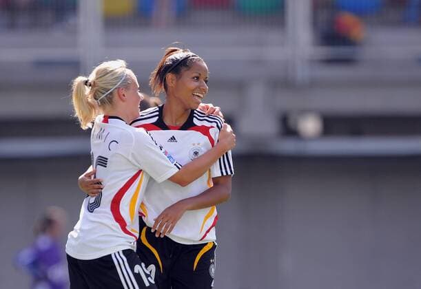 Nicole Bancecki (re.) und Julia Simic (beide Deutschland U20) - Torjubel - Fußball WM Damen U20 WM 2008, U 20, Frauen, Frauenfußball, Länderspiel, Nationalteam, Nationaltrikot Spiel um Platz 3 Gruppe La Florida, Santiago de Chile Freude,