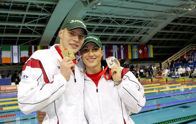 Dinko Jukic, Kurzbahn Europameister über 400m Lagen, und Mirna Jukic (beide Österreich), Zweite über 200m Brust -  Schwimmen Damen Kurzbahn EM 2008 Gruppe Rijeka Glück, Freude,