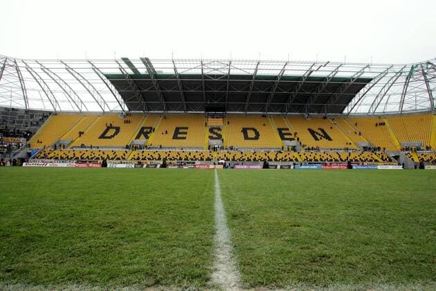 Fußball, Stadiongeschichte SG Dynamo Dresden Bauarbeiten im Rudolf Harbig Stadion, Heimspielstätte von Dynamo Dresden Fußball Herren 3. Liga 2008 2009, SG Dynamo Dresden, Baustelle, Bauarbeiten, Ausbau, Stadionausbau Totale Dresden