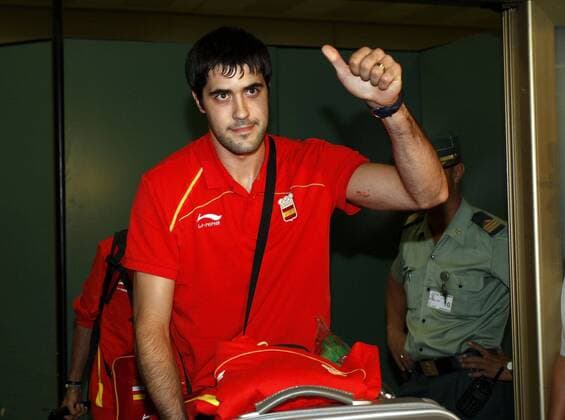 Raul Entrerrios (Spanien) - Ankunft in Madrid -  - NOxONLINExUSE Handball OS Sommer Herren Olympische Spiele 2008, Sommerspiele Peking Einzelbild Madrid