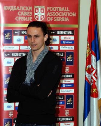 Neven Subotic (Serbien) - Pressekonferenz -  Fußball Herren Nationalteam 2009, Pressetermin Einzelbild Belgrad