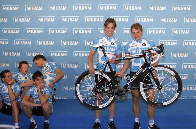 Gerald Ciolek (re.) und Linus Gerdemann (beide Deutschland Milram) - Präsentation Team Milram 2009 auf Focus Rädern Radsport Herren Präsentation 2009, Pressetermin, Straßenradsport, Straße, Rad, Gruppe Dortmund