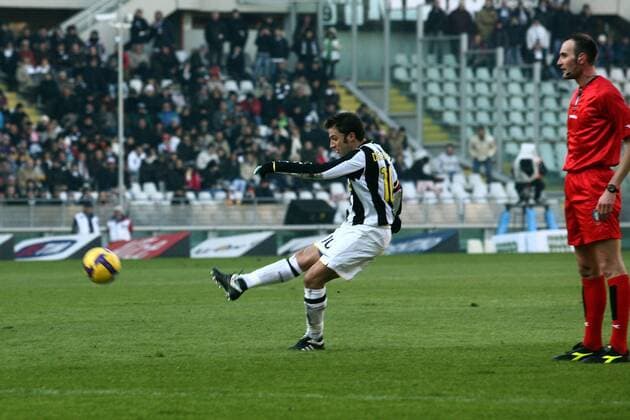 Alessandro del Piero (Juventus Turin) trifft zum 1:0 -  Fußball Herren Serie A 2008 2009, 1. Italienische Liga, Juventus Turin, Juve Einzelbild Turin Dynamik,